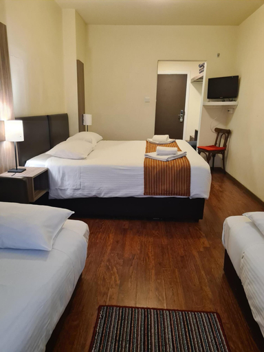 Bedroom 2, Jubilee Hotel