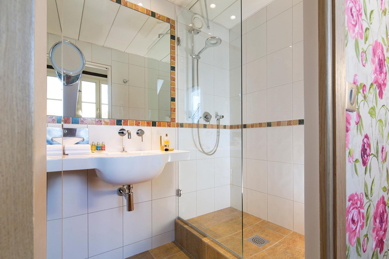 Bathroom 4, Hotel Saint Paul Rive Gauche, Paris