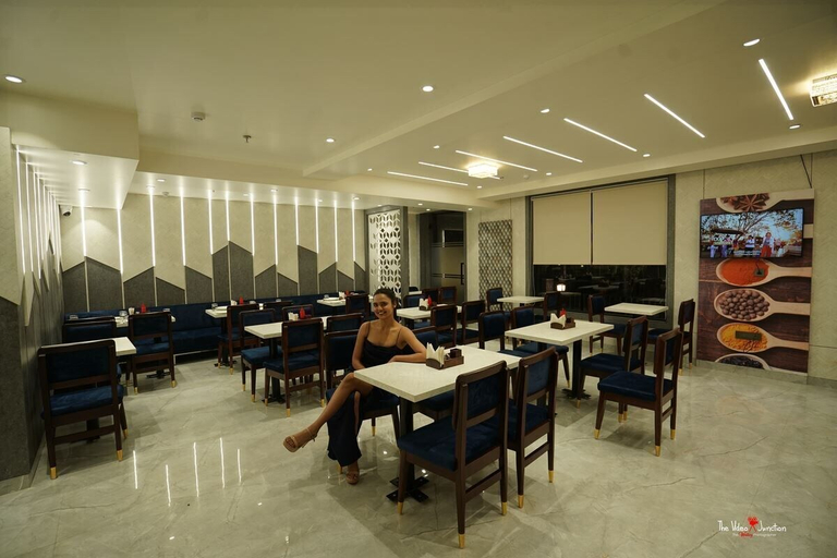 Food & Drinks 5, Blue Diamonds Inn, Gautam Buddha Nagar