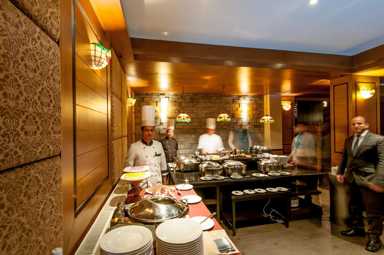 Food & Drinks 5, The Vintage Gulmarg Hotel, Baramulla