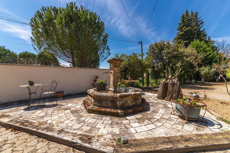 Others 5, Jade En Provence, Vaucluse