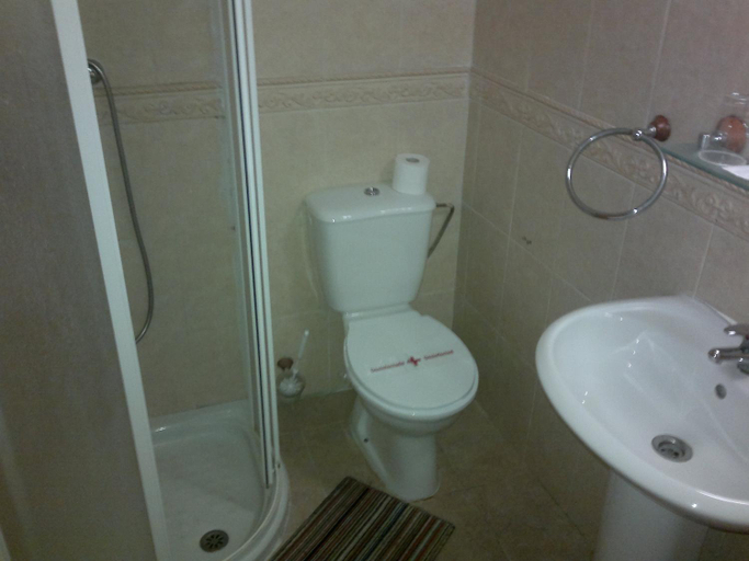 Bathroom, Hostal El Patio, Málaga