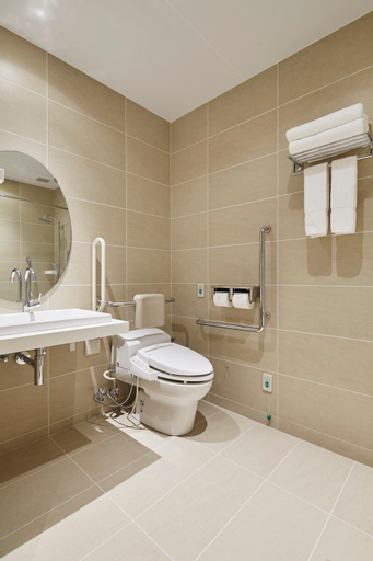 Bathroom 20
