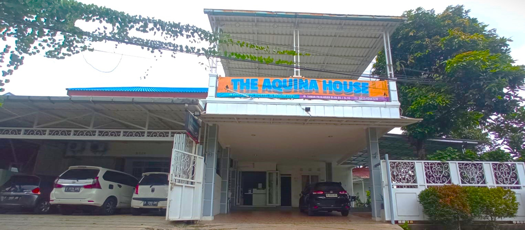 Photos of The Aquina House
