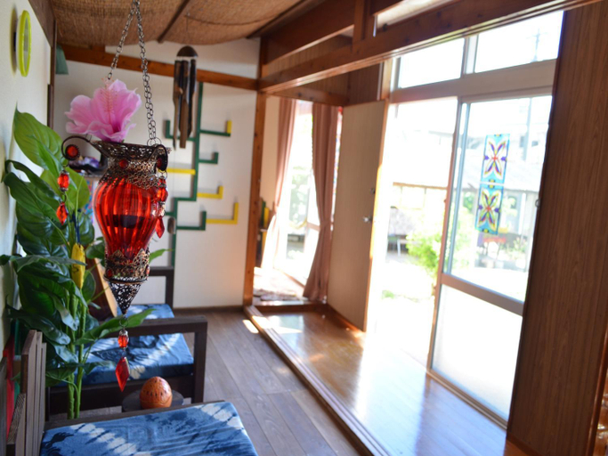 Bedroom 3, Backpackers Guesthouse Border, Nago