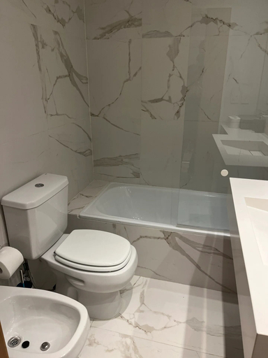 Bathroom 3, Guatemala Studio 101, Distrito Federal
