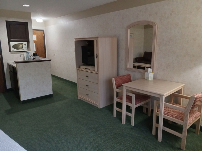 Others 4, Paradise Shores Hotel, Chippewa