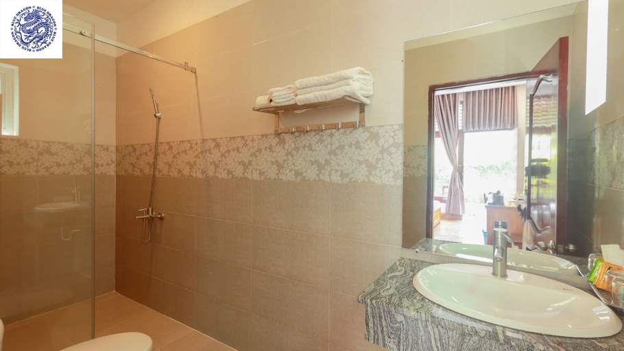 Bathroom 5, Hotel Blue Dragon, Phú Quốc