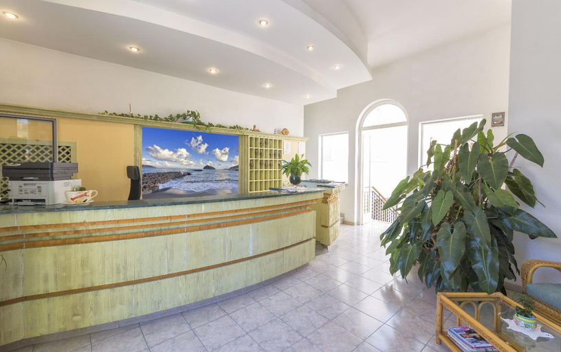 Public Area 3, Hotel Vittoria, Napoli
