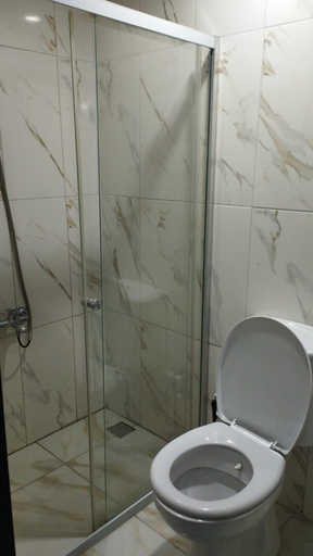 Bathroom 5, Elazig Fatih Pansiyon, Merkez