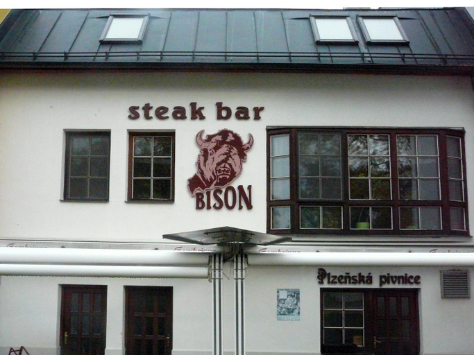 Others 4, Ubytovani nad Bisonem, Chrudim