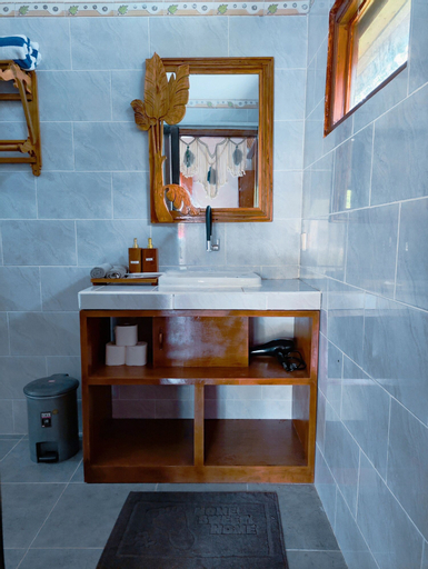 Bathroom 4
