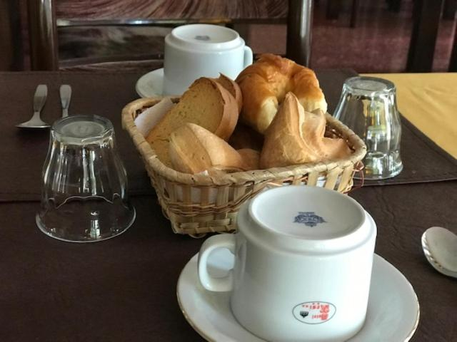 Food & Drinks 4, Hotel Resi San Bernardo, La Costa