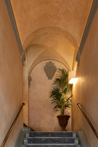 Public Area 2, Loggiato dei Serviti, Florence