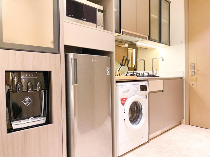 Others 4, Good Deal and Comfort Studio Gold Coast Apartment By Travelio, Jakarta Utara