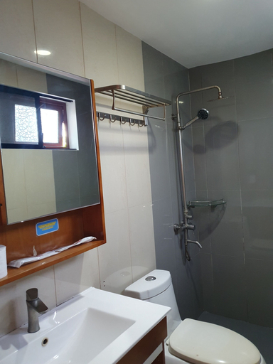 Bathroom 5, Moalboal Tropics, Moalboal