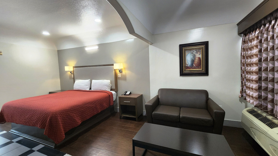 Others 4, Scottish Inns & Suites Sam Houston Pkwy, Houston