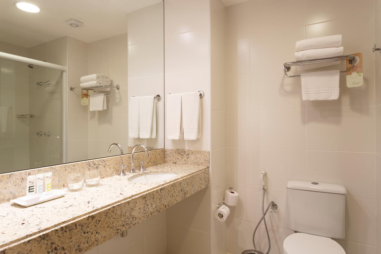 Bathroom 4, Mercure Salvador Pituba, Salvador