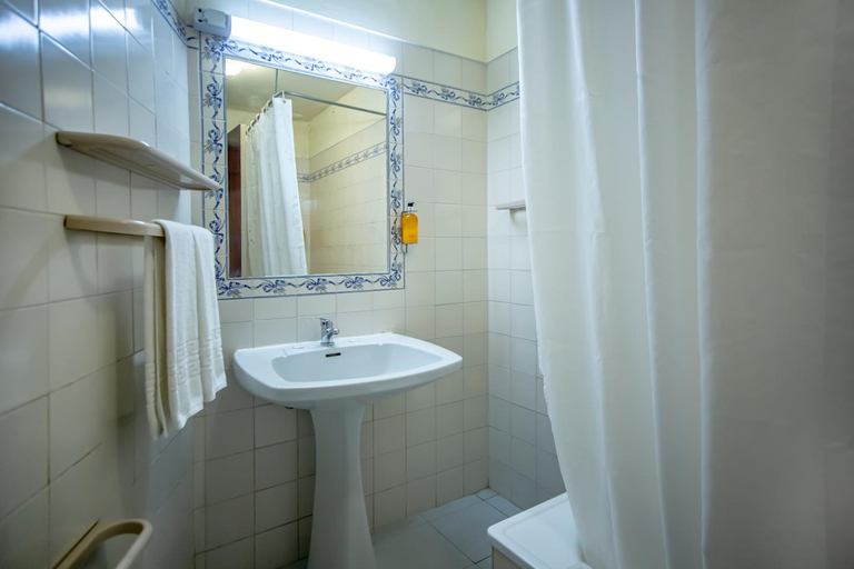 Bathroom 4, Turial Old Town Ocean View, Albufeira