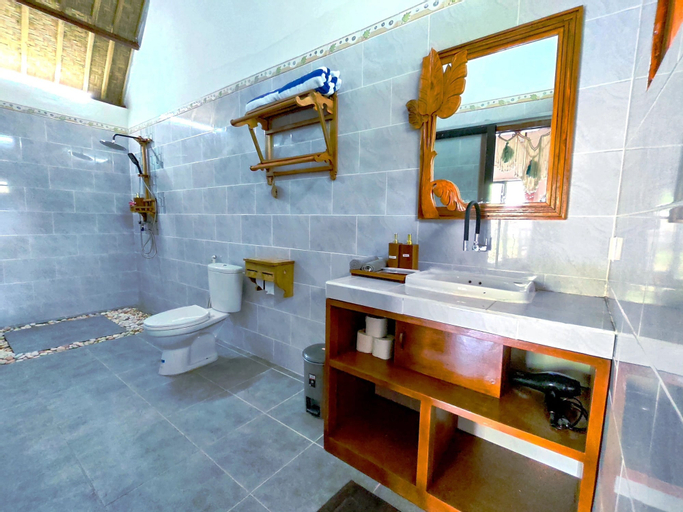 Bathroom 5