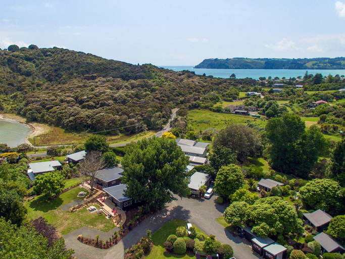 Exterior view 5, Flaxmill Accommodation, Thames-Coromandel