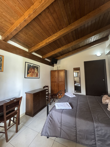 Bedroom 2, Holiday Residence, Bari
