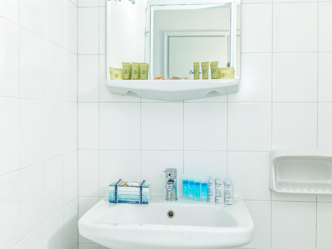Bathroom 4, Xenios Dolphin Beach Hotel, Central Macedonia