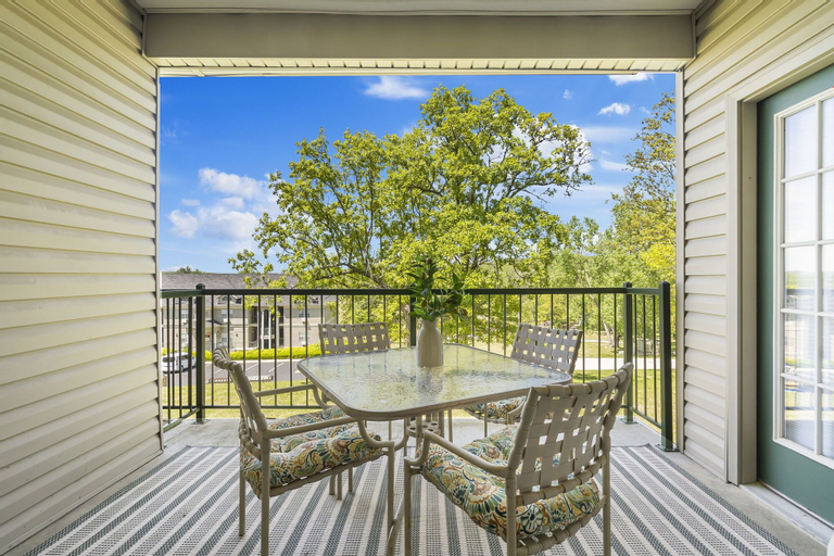 Fairview Escape - Holiday Hills Branson - Golf - Outdoor Pools, Taney