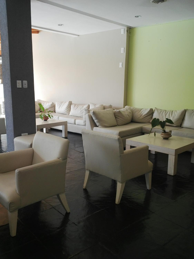 Public Area 2, El Libertador, Iguazú