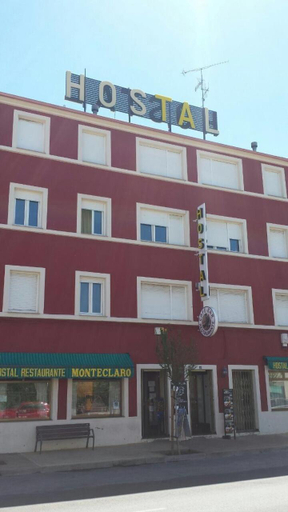 Others 3, Hostal Monteclaro, León
