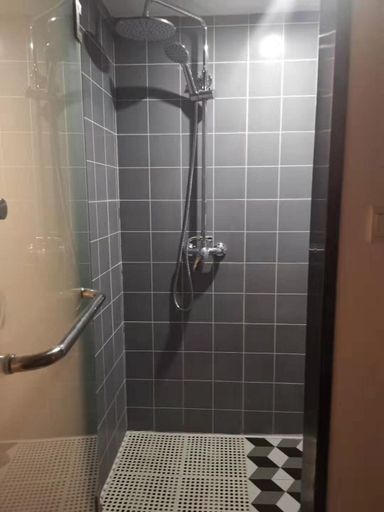 Bathroom 2, YOOTEL HOSTEL, Hangzhou