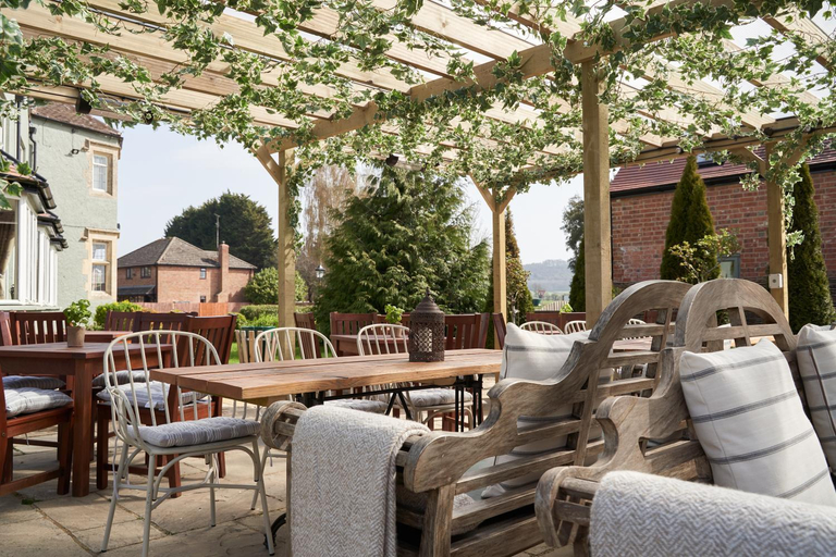 Others 5, Beckford Inn, Worcestershire