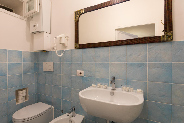 Bathroom 3, Navona Open Space Aparthotel, Rome