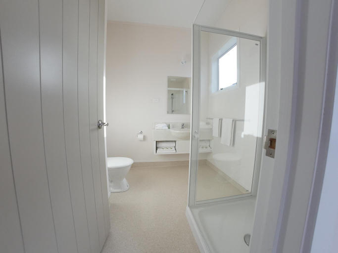 Bedroom 2, Masonic Hotel Waitara, New Plymouth