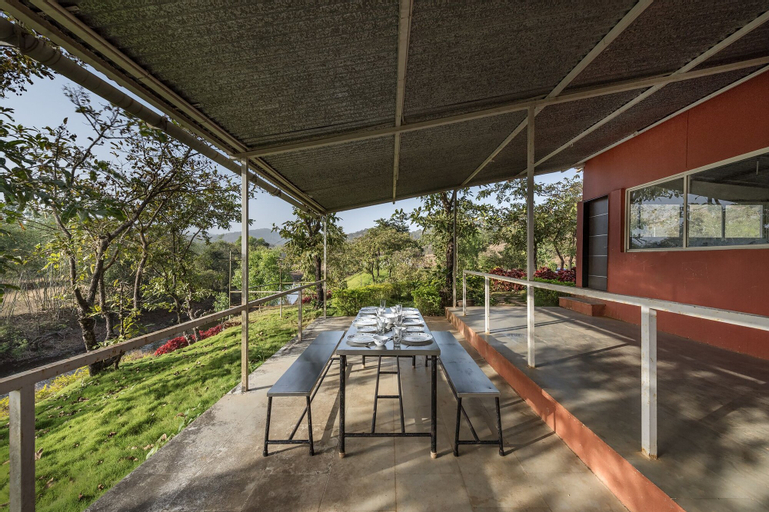 The Lazy River Cottage by cosmicstays, Pune
