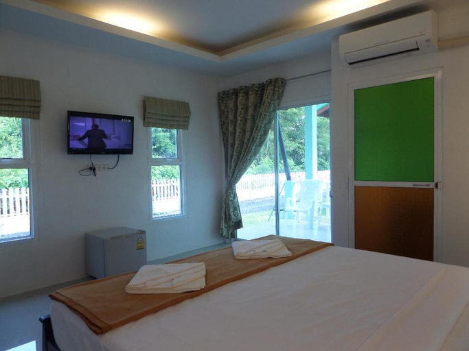 Bedroom 2, Lanta Triple Novel, Ko Lanta