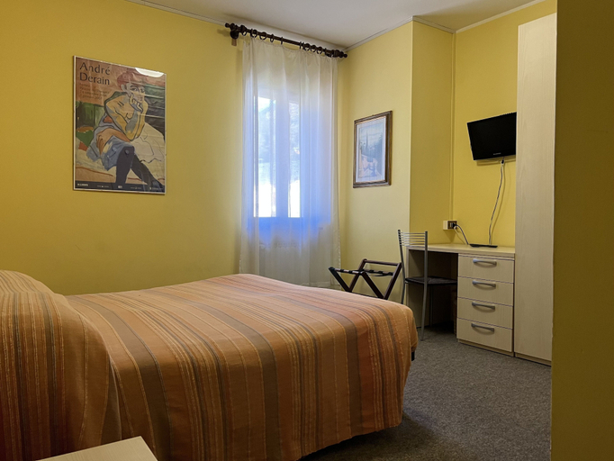 Bedroom 3, Hotel Giardino, Belluno
