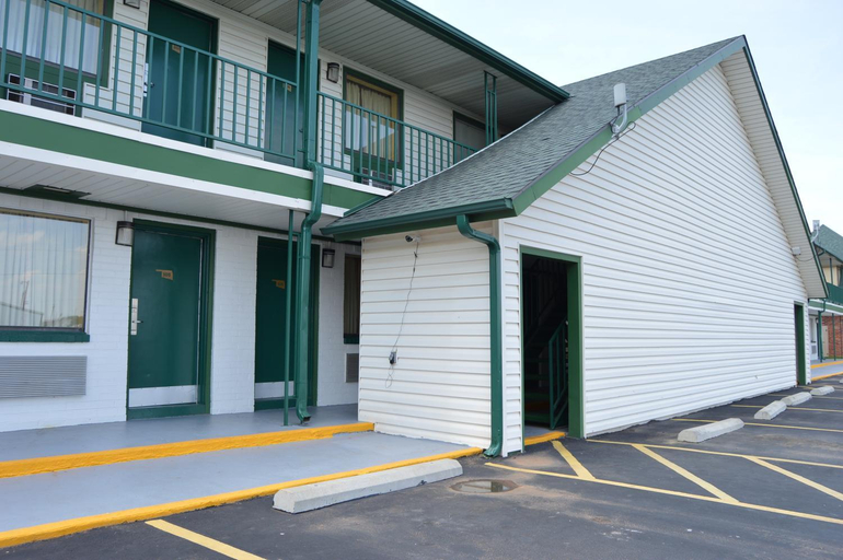Others 4, Travel Inn Weatherford, Custer