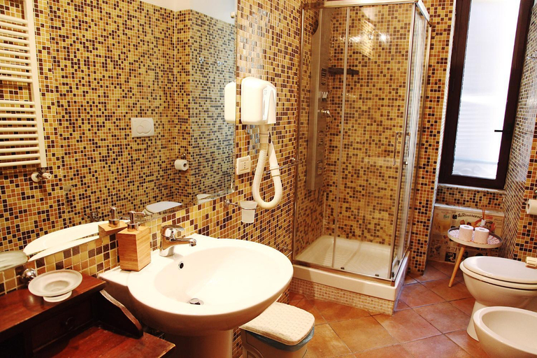 Shower 5, Trastevere Dream House, Roma