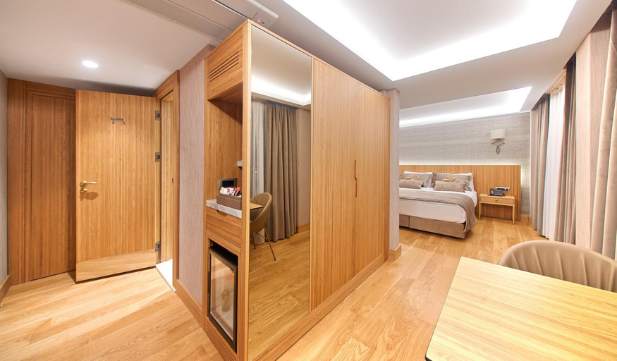 Bedroom 3, Lady Diana Hotel, Fatih