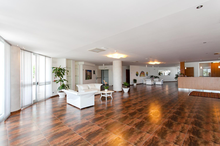 Public Area 3, Hotel Sciali, Foggia