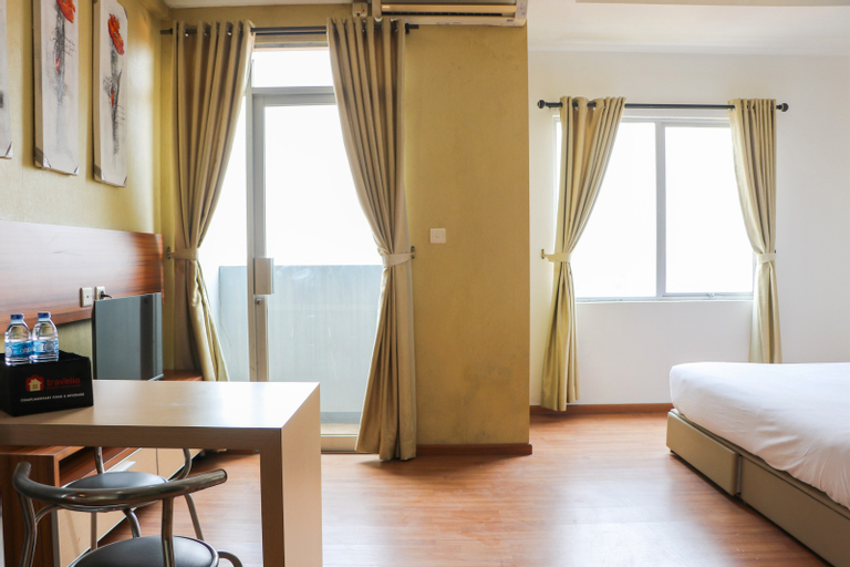 Bedroom 2, Spacious Studio The Edge Bandung Apartment By Travelio, Cimahi
