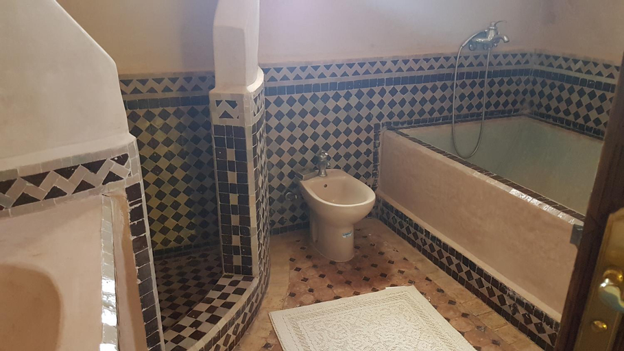 Bathroom 15