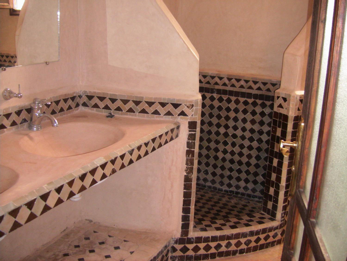 Bathroom 14