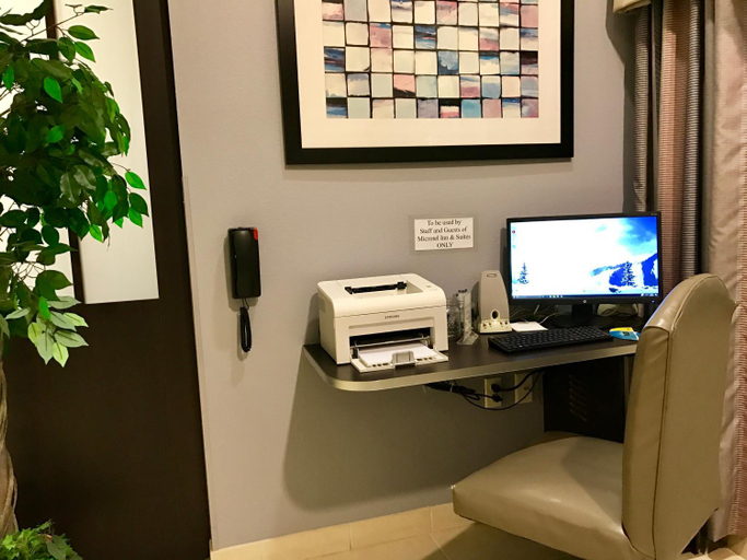 Public Area, Microtel Inn & Suites by Wyndham Elkhart, Elkhart