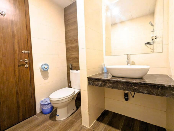 Bathroom 8