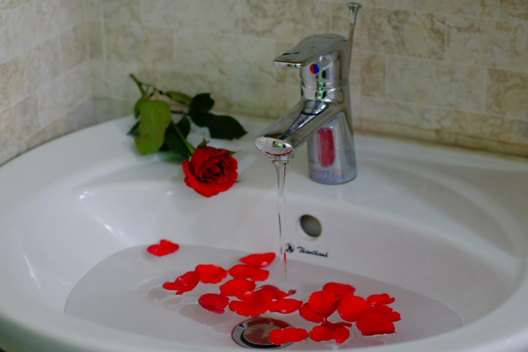 Bathroom 7