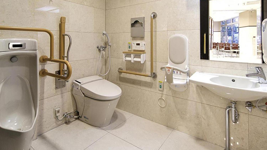 Bathroom 3, Toyoko Inn Shonan Hiratsuka-eki Kita-guchi No.1, Hiratsuka
