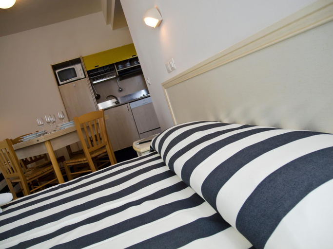 Others 3, Residence Divina, Rimini