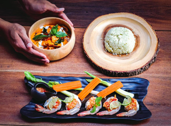 Food & Drinks 19